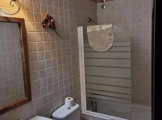 La Casa De Pollos Turrubuelo